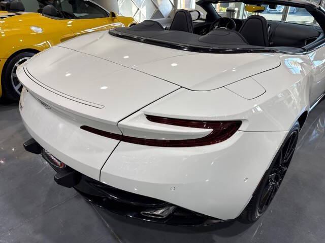 2019 Aston Martin DB11 Volante