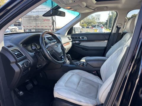 2017 Ford Explorer Platinum