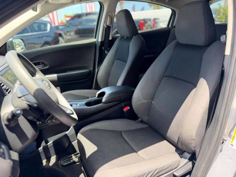 2022 Honda HR-V EX