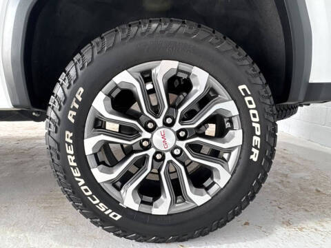 2023 GMC Canyon Denali