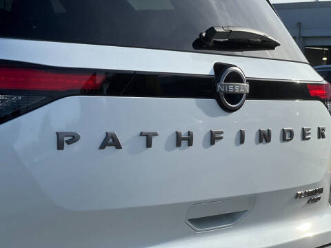 2026 Nissan Pathfinder Platinum