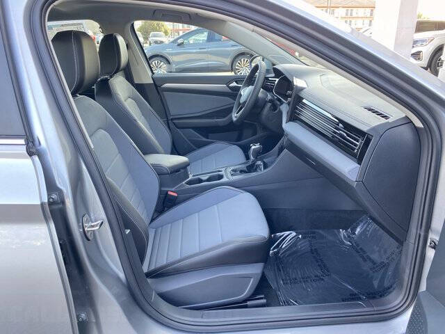 2026 Volkswagen Jetta SE