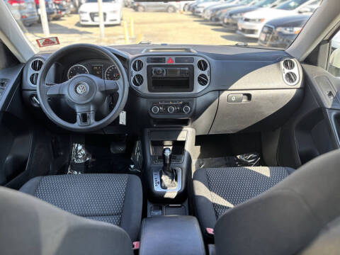 2011 Volkswagen Tiguan SEL
