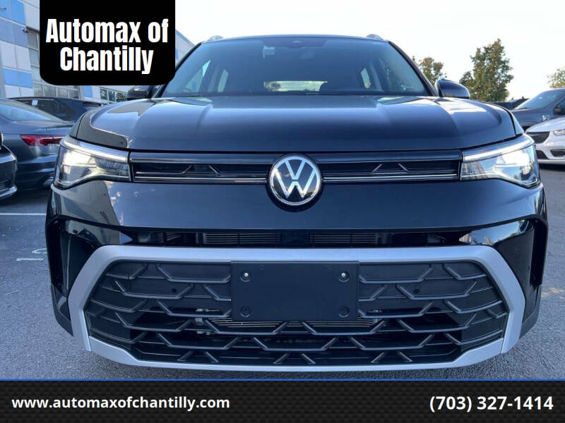 2025 Volkswagen Taos SE 4Motion