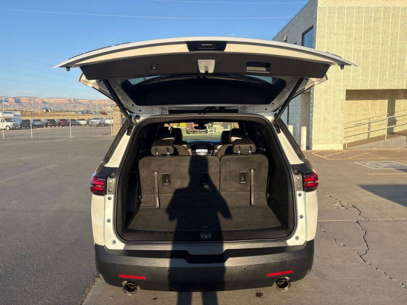 2022 Chevrolet Traverse RS