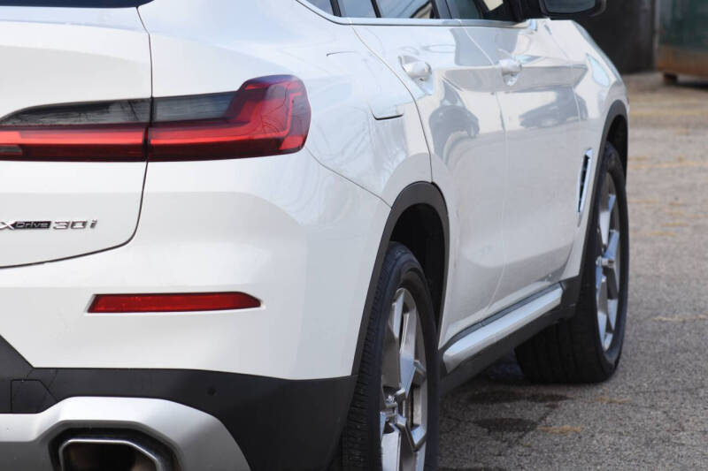 2023 BMW X4 xDrive30i