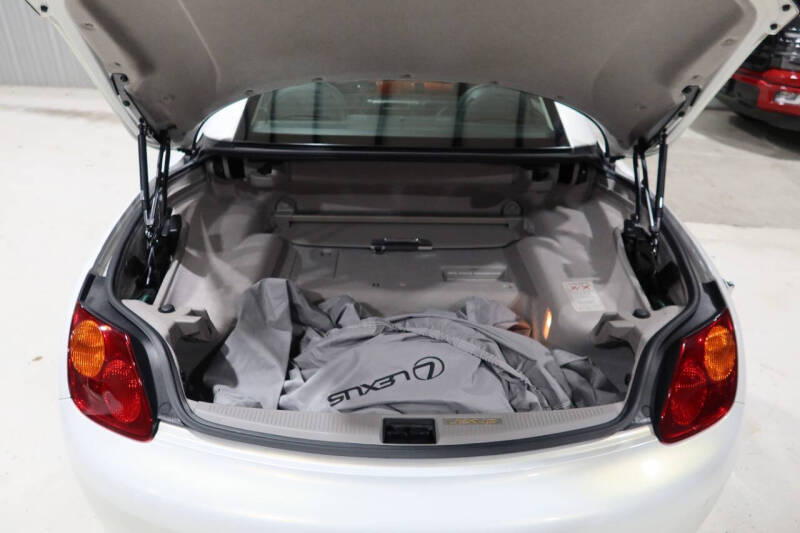 2005 Lexus SC 430