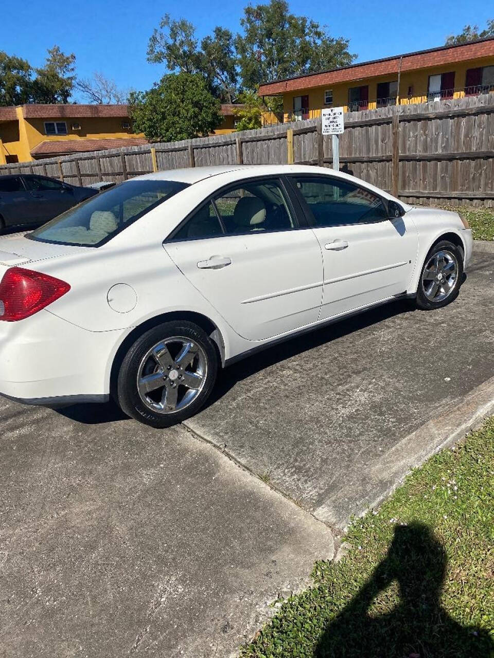 2007 Pontiac G6 for sale at AFFORDABLE IMPORT AUTO INC in Longwood, FL