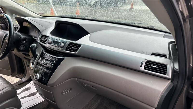 2011 Honda Odyssey EX-L w/DVD