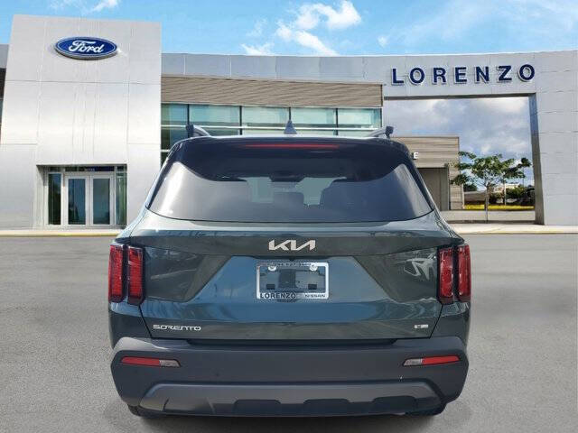 2023 Kia Sorento X-Line S