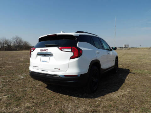 2023 GMC Terrain AT4