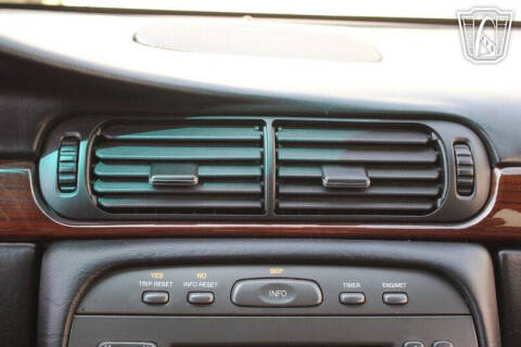 1999 Cadillac DeVille Concours