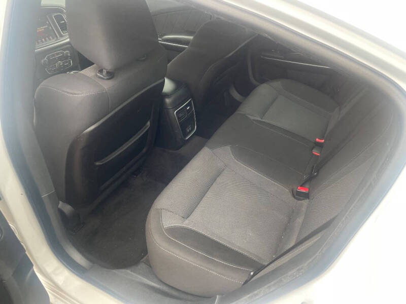 2015 Dodge Charger SXT
