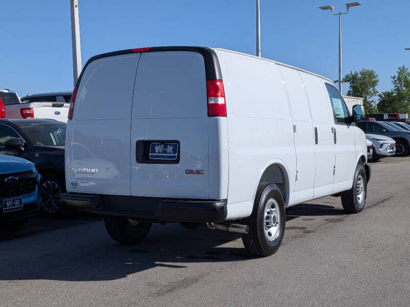 2026 GMC Savana 3500