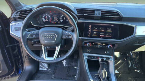 2021 Audi Q3 quattro S line Premium 45 TFSI