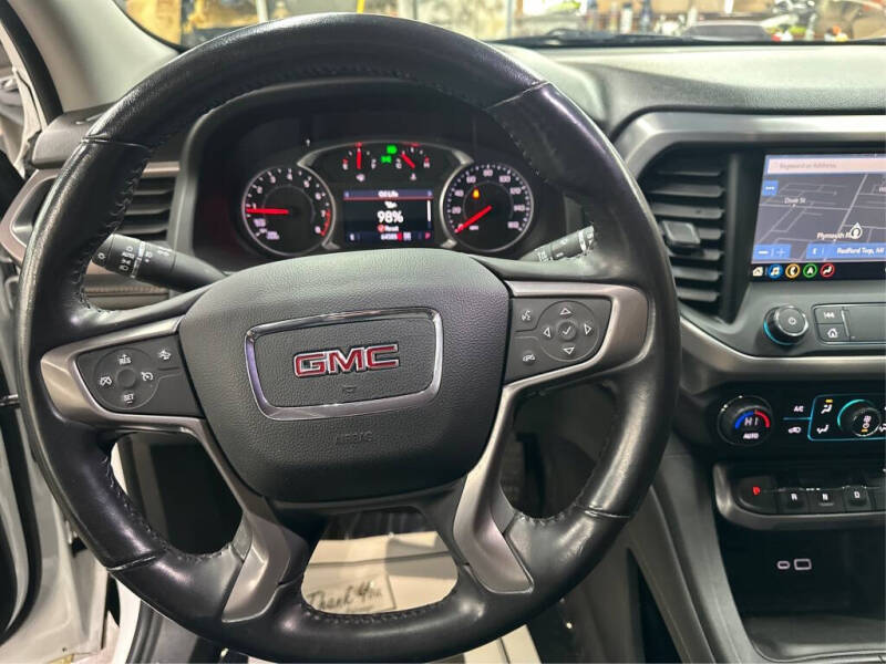 2021 GMC Acadia AT4