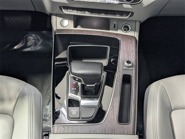 2021 Audi Q5 quattro Premium 45 TFSI