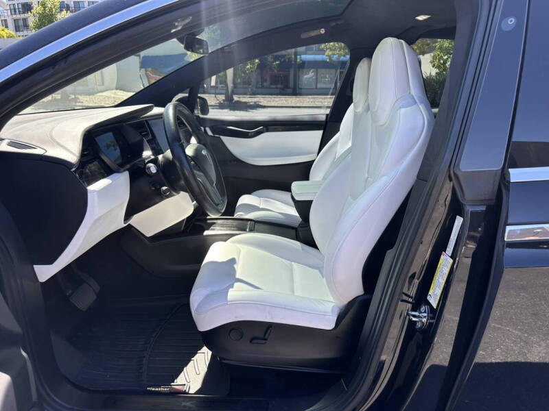 2018 Tesla Model X 75D
