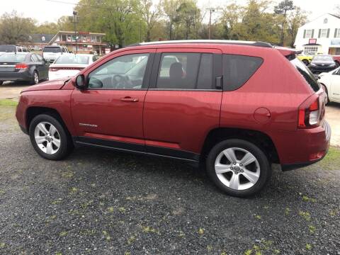 2014 Jeep Compass for sale at LAURINBURG AUTO SALES in Laurinburg NC
