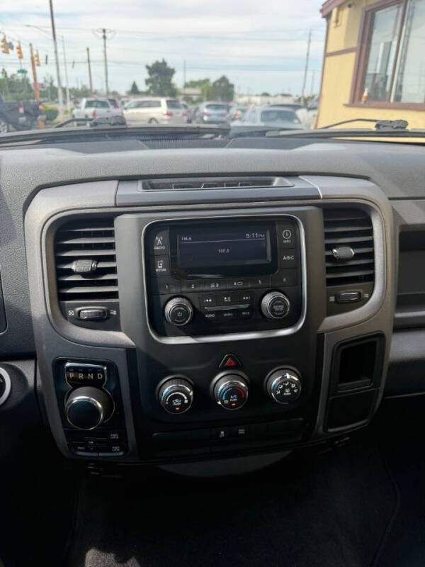 2017 RAM 1500 Express