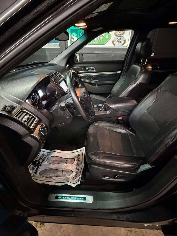 2016 Ford Explorer Sport