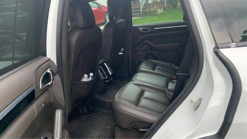 2017 Porsche Cayenne S E-Hybrid