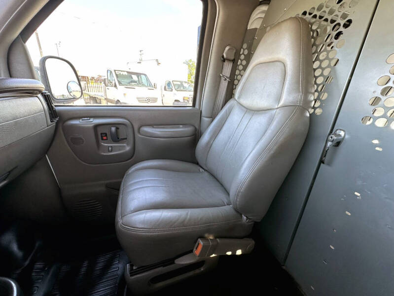2000 GMC Savana G3500