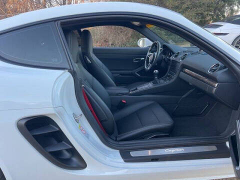 2024 Porsche 718 Cayman Style Edition