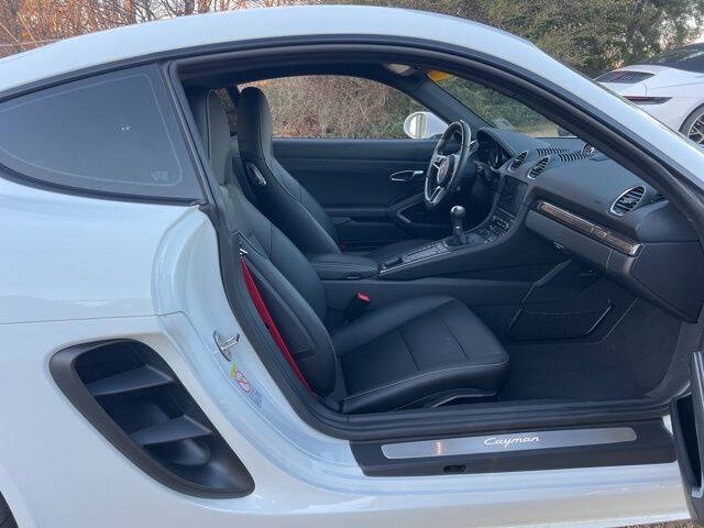 2024 Porsche 718 Cayman Style Edition