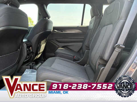 2025 Jeep Grand Cherokee L Laredo X