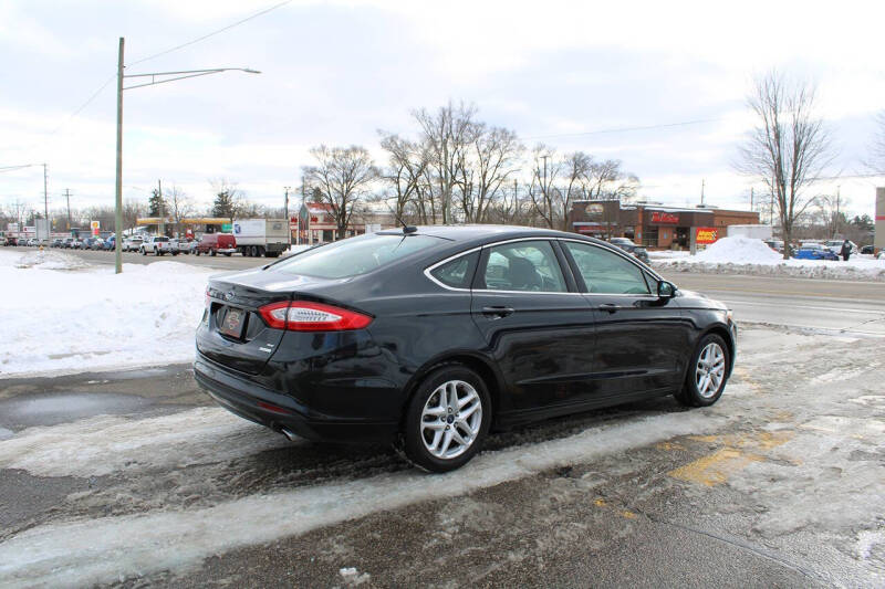 2014 Ford Fusion SE