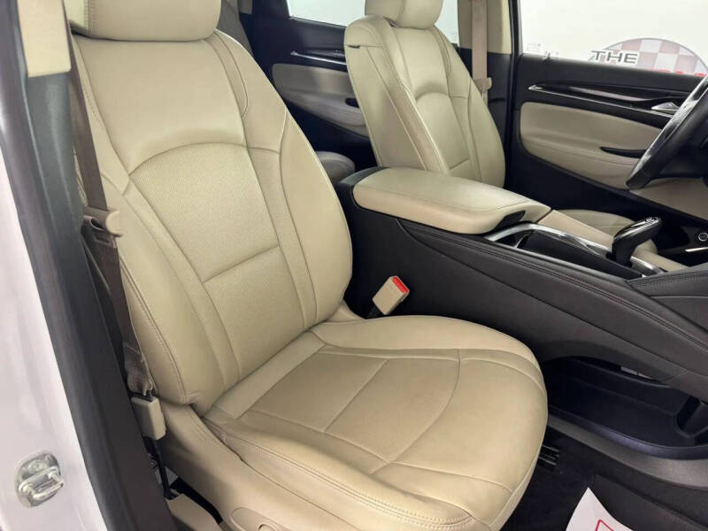 2020 Buick Enclave Essence