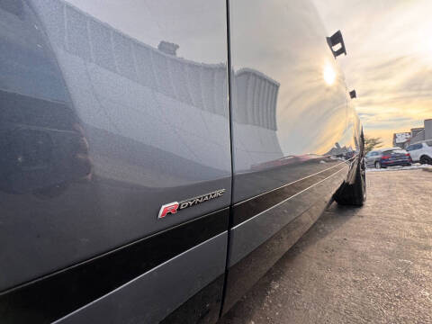 2019 Land Rover Range Rover Velar P250 R-Dynamic SE