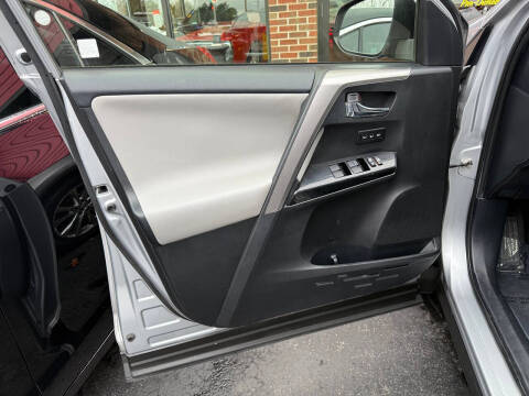 2017 Toyota RAV4 Hybrid Limited