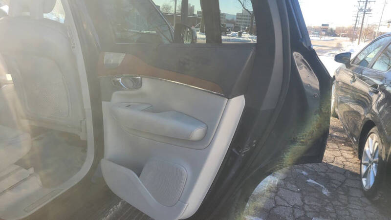 2016 Volvo XC90 T6 Inscription