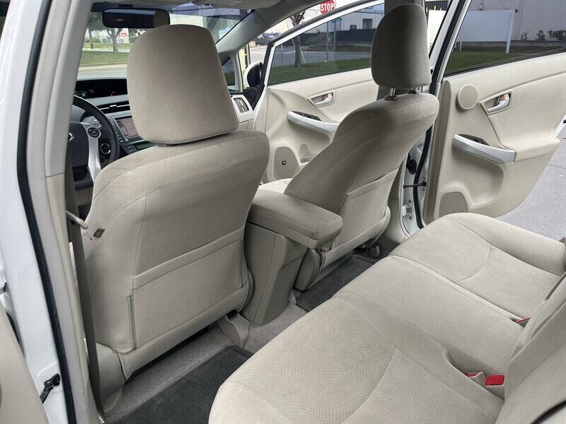 2011 Toyota Prius Three