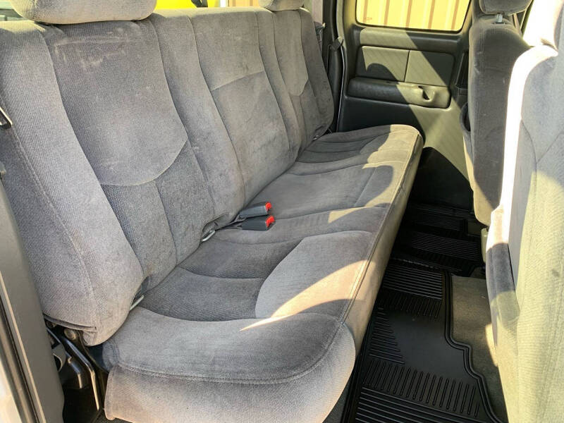 2005 GMC Sierra 2500HD SLE