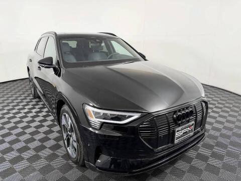 2023 Audi e-tron quattro Premium