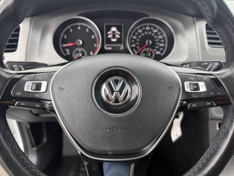 2015 Volkswagen Golf TSI S