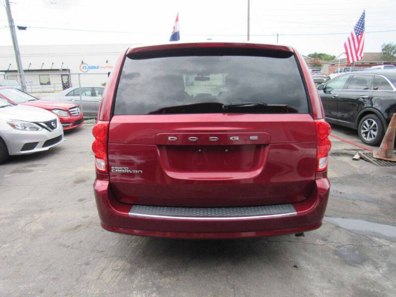 2015 Dodge Grand Caravan SE