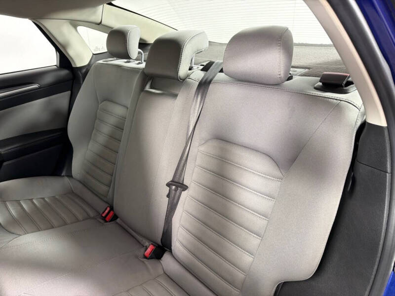 2014 Ford Fusion S