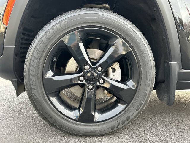 2022 Jeep Grand Cherokee Altitude