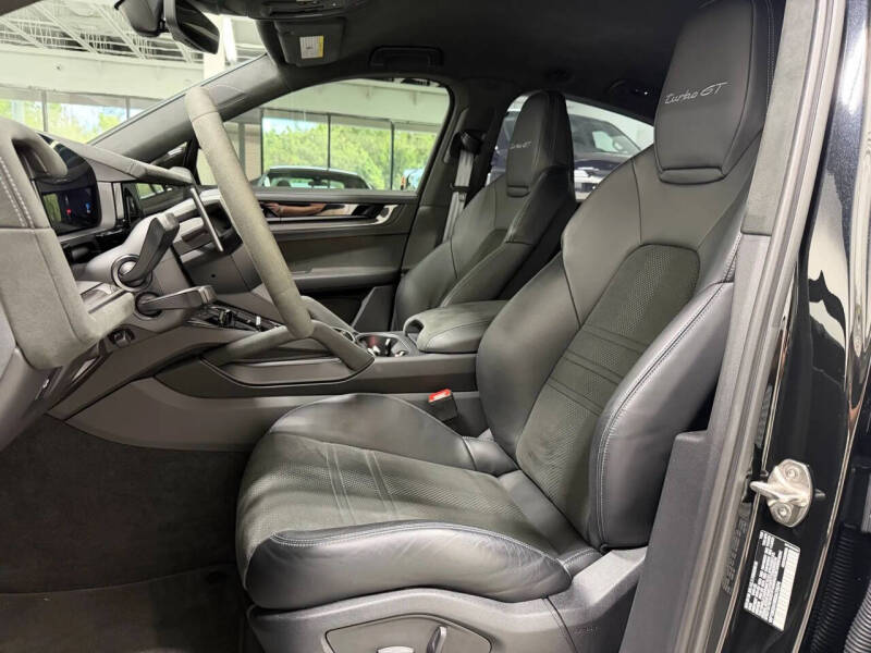 2024 Porsche Cayenne Turbo GT