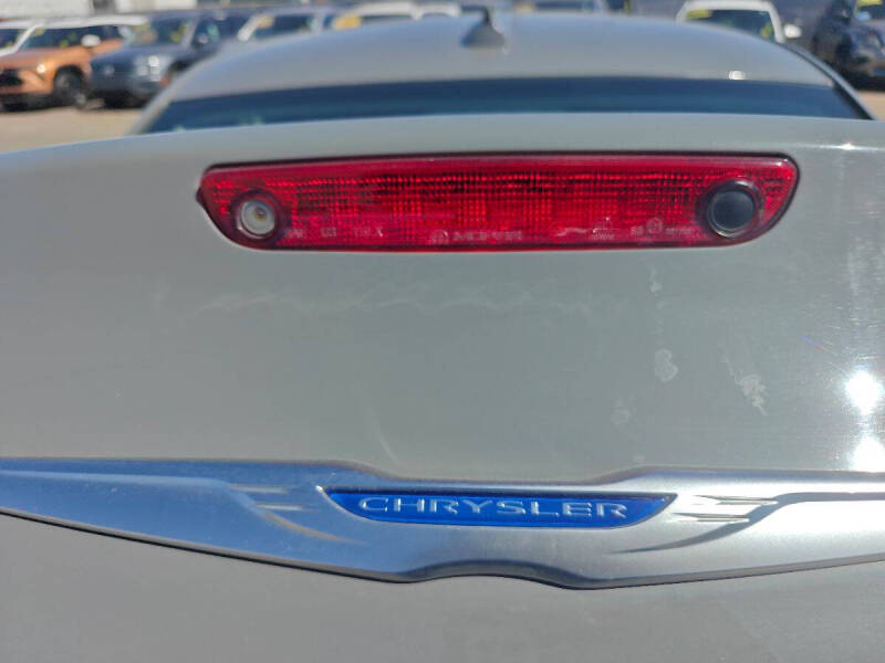 2019 Chrysler 300 Touring L