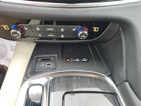 2022 Buick Enclave Essence