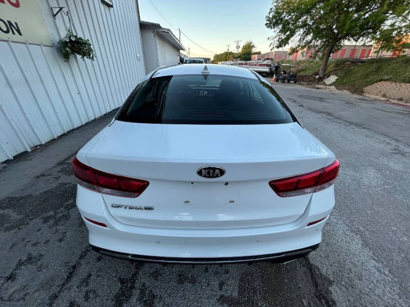 2019 Kia Optima LX