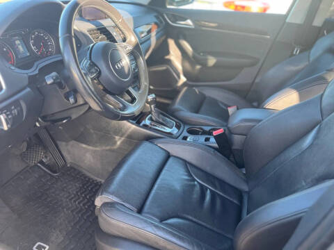 2015 Audi Q3 2.0T quattro Prestige