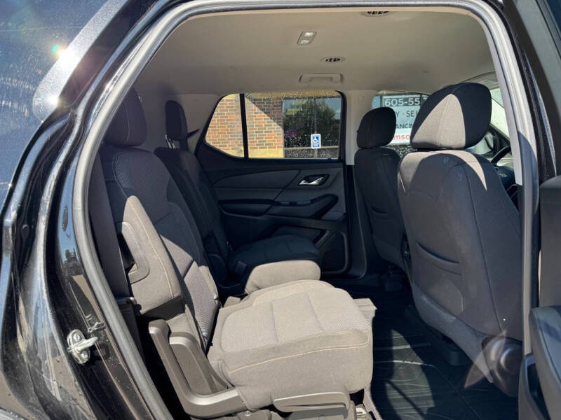 2018 Chevrolet Traverse LT Cloth