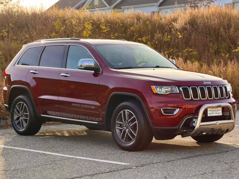 2019 Jeep Grand Cherokee Limited photo 2