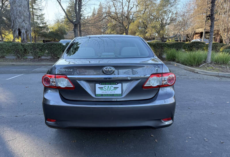 2012 Toyota Corolla LE
